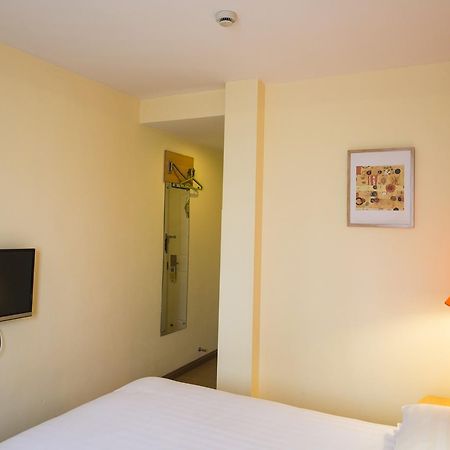 Home Inn St Sophia Cathedral Xinyibai 하얼빈 외부 사진